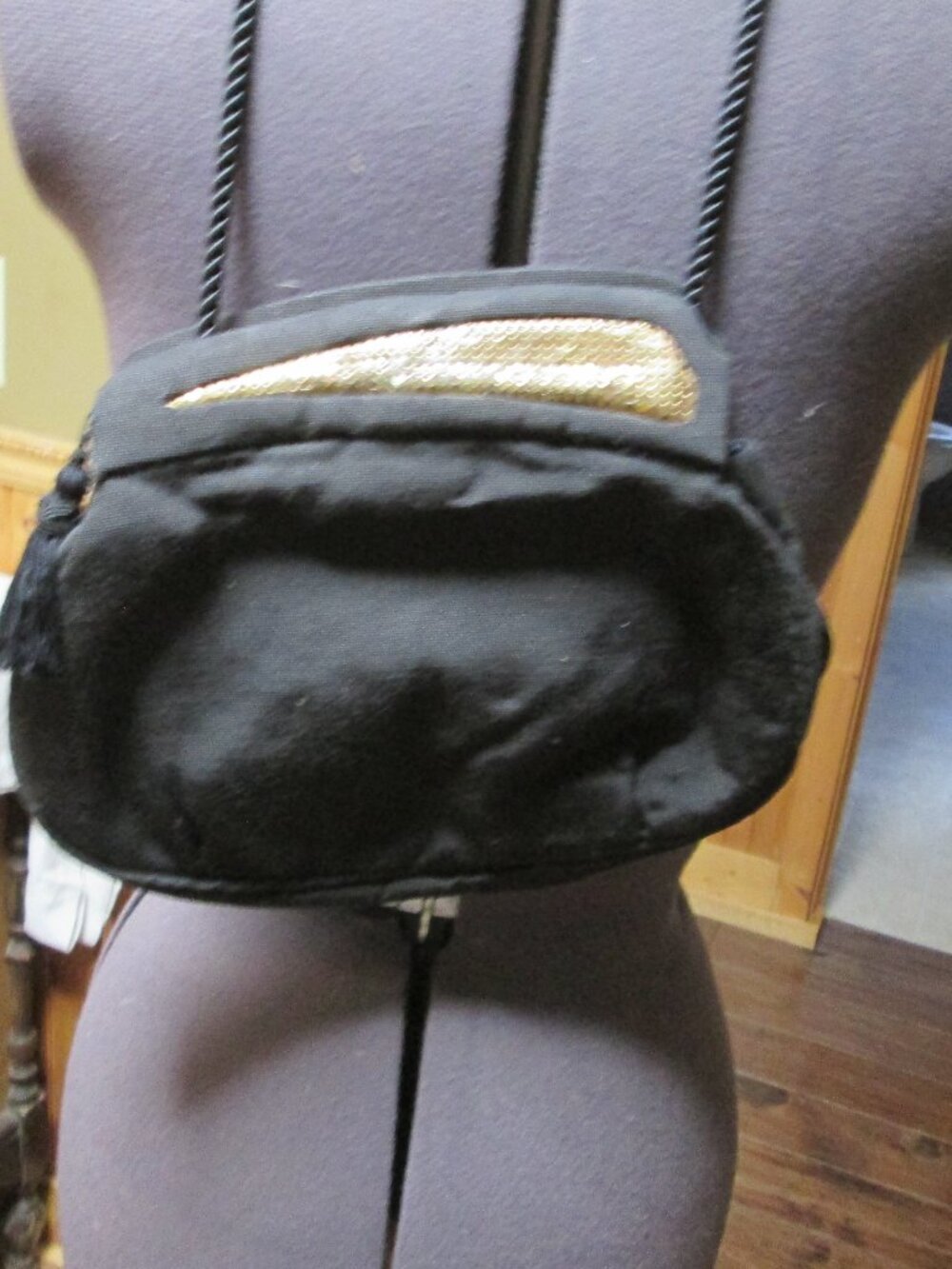 Vtg glam evening bag black metalic gold trim Whitting and Davis